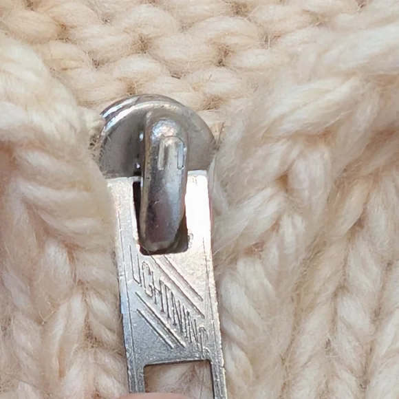 Vintage Hand Knit Mary Maxim Cowichan Style Wool Sweater Size Small - Picture 4 of 7